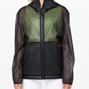 NWOT Lululemon Sheer Joy Rain Jacket - Size 2